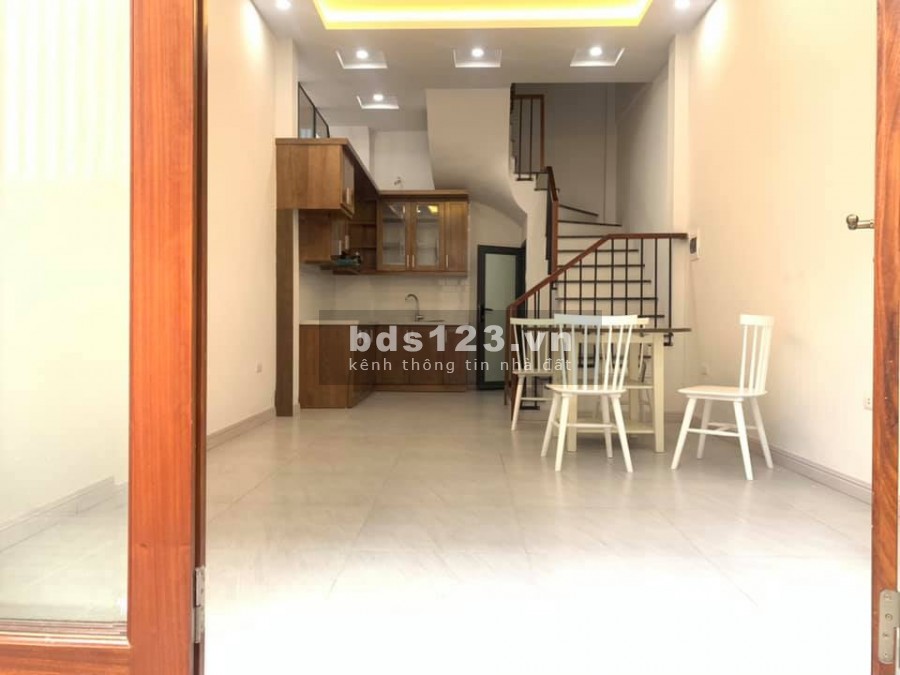 Bán nhà 2 thoáng Cầu Diễn, diện tích sử dụng 41m2, an sinh tuyệt vời chỉ với hơn 2 tỷ