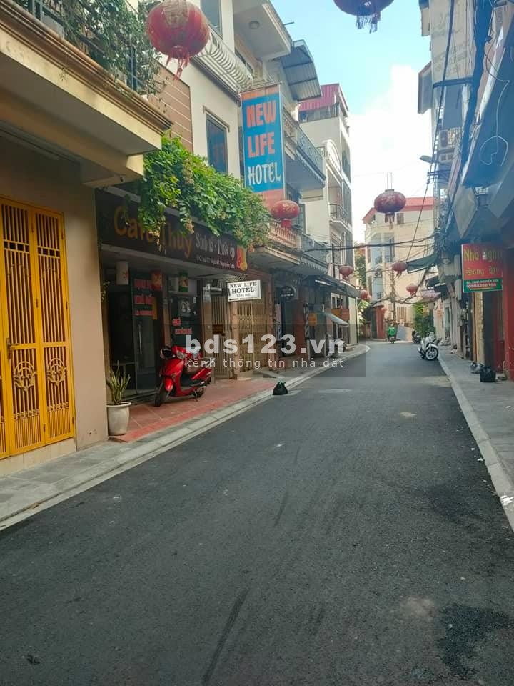 Cần bán gấp căn nhà giá rẻ - kinh doanh Nguyễn Sơn Long Biên diện tích 92m2 chỉ 7,6 tỷ