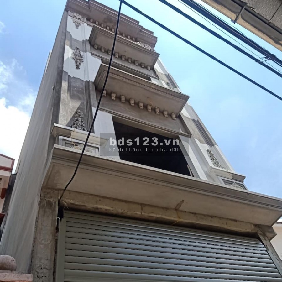 Bồ Đề Long Biên Nhà Đẹp Ở Ngay Ô tô Đỗ cửa View Hồ dtsd 36m2 mt 4m chỉ hơn 3 tỷ