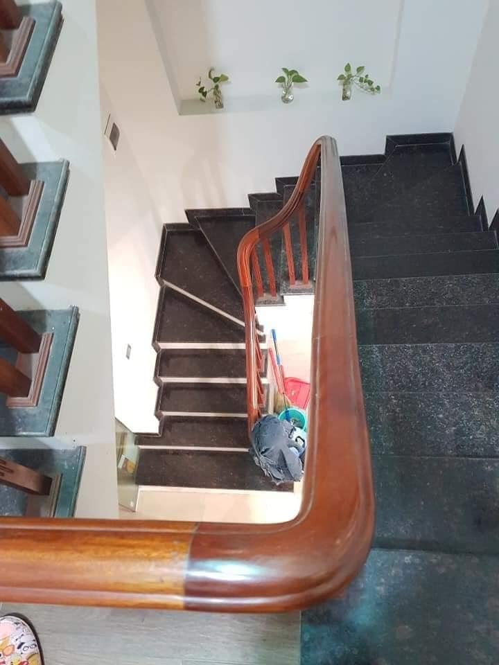 Bán nhà mặt ngõ Trung Kính Cầu Giấy nhà đẹp ở ngay 56m2, 5 tầng, giá 9.1 tỷ, lh 0902224679