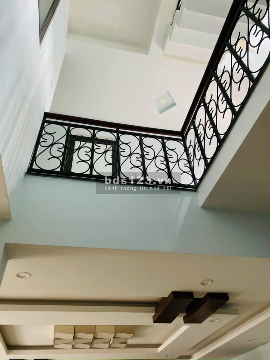 Bán nhà mặt tiền kinh doanh Nguyễn Lương Bằng liên hệ 038-747-1015, giá 8.5 tỷ