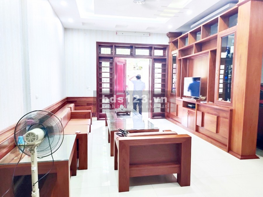 Bán nhà phố 3 tầng mới nguyên căn dự án Gold 1B phường Hà Huy Tập thành phố Vinh