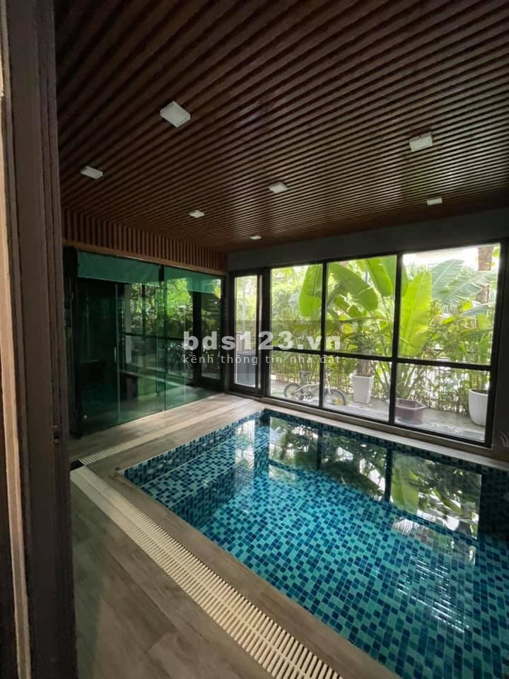 Bán biệt thự Pandora căn góc nhà vườn thang máy, bể bơi tiện ích đủ trong lòng Hà Nội