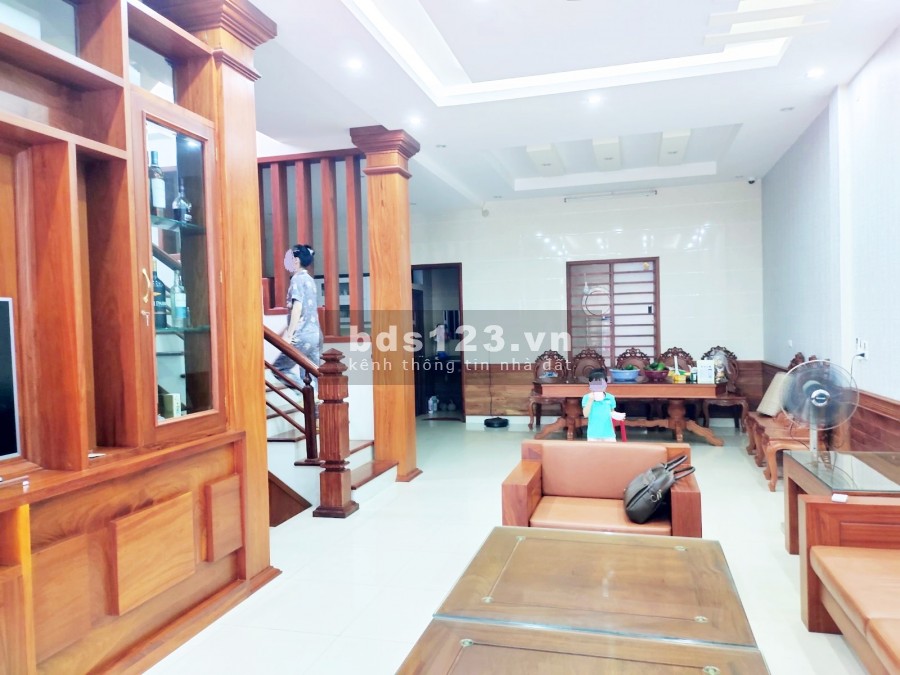 Bán nhà phố 3 tầng mới nguyên căn dự án Gold 1B phường Hà Huy Tập thành phố Vinh