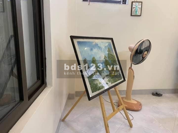 Bán nhà tại vị trí đắc địa, khu đất vàng nhà 3 tầng diện tích sử dụng 50m2 giá chỉ 2.6 tỷ