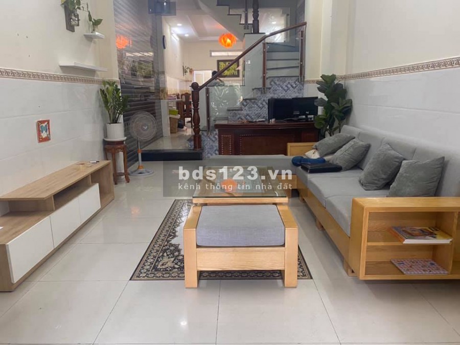 Gần Quận 10, đường Lý Thường Kiệt, diện tích 65m2, đúc 3 tầng, giá bán chỉ 8 tỷ