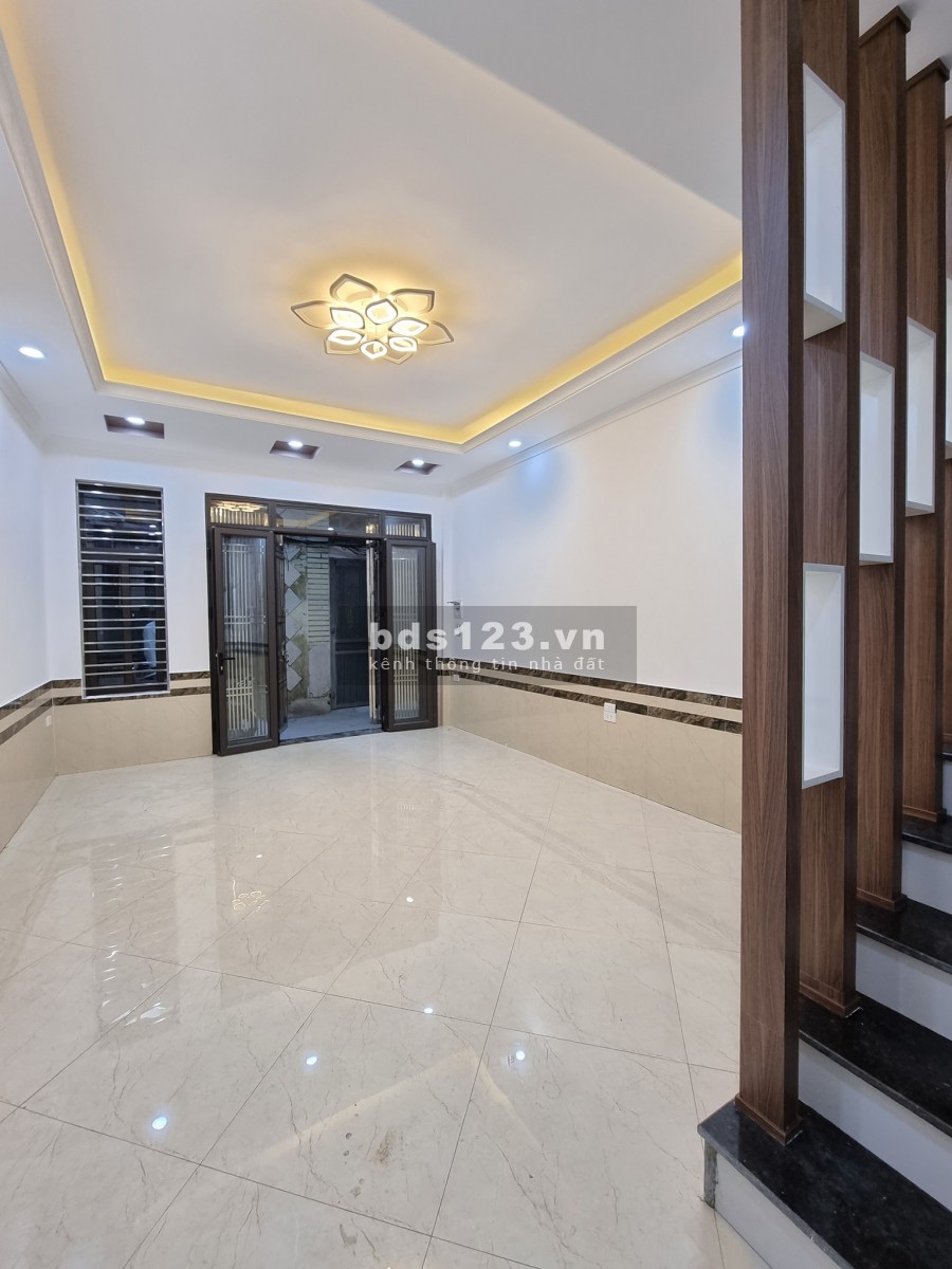 Bán nhà Khương Trung, Thanh Xuân, nhà đẹp, phân lô, dt 33m2 4 tầng, giá nhỉnh 3 tỷ