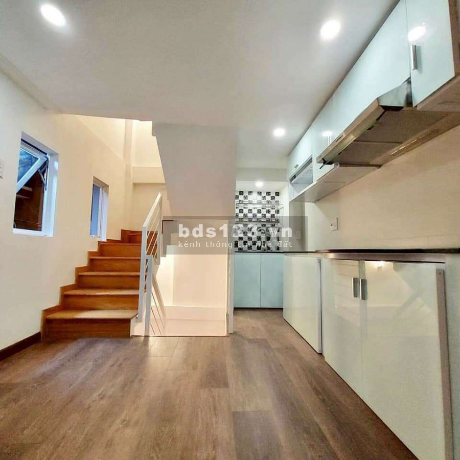 Bán nhà Hòa Hưng Quận 10 Mặt tiền 7m giá 5,3 tỷ, liên hệ 0978085762, sổ hồng riêng