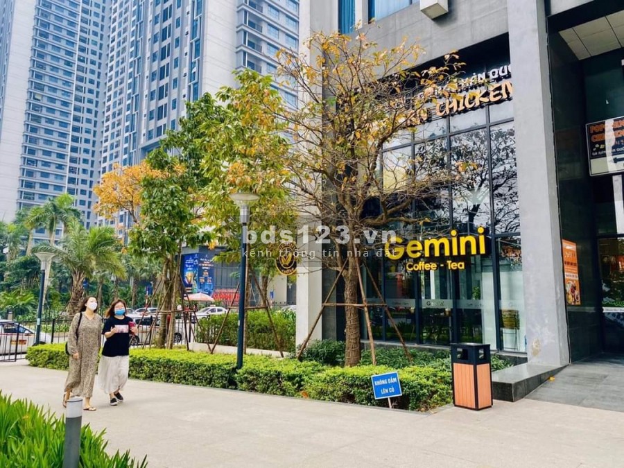 Chung cư Goldmarrk City chuyển nhượng quỹ căn 3 pn, 4 pn giá rẻ, nội thất bàn giao cơ bản gắn tường