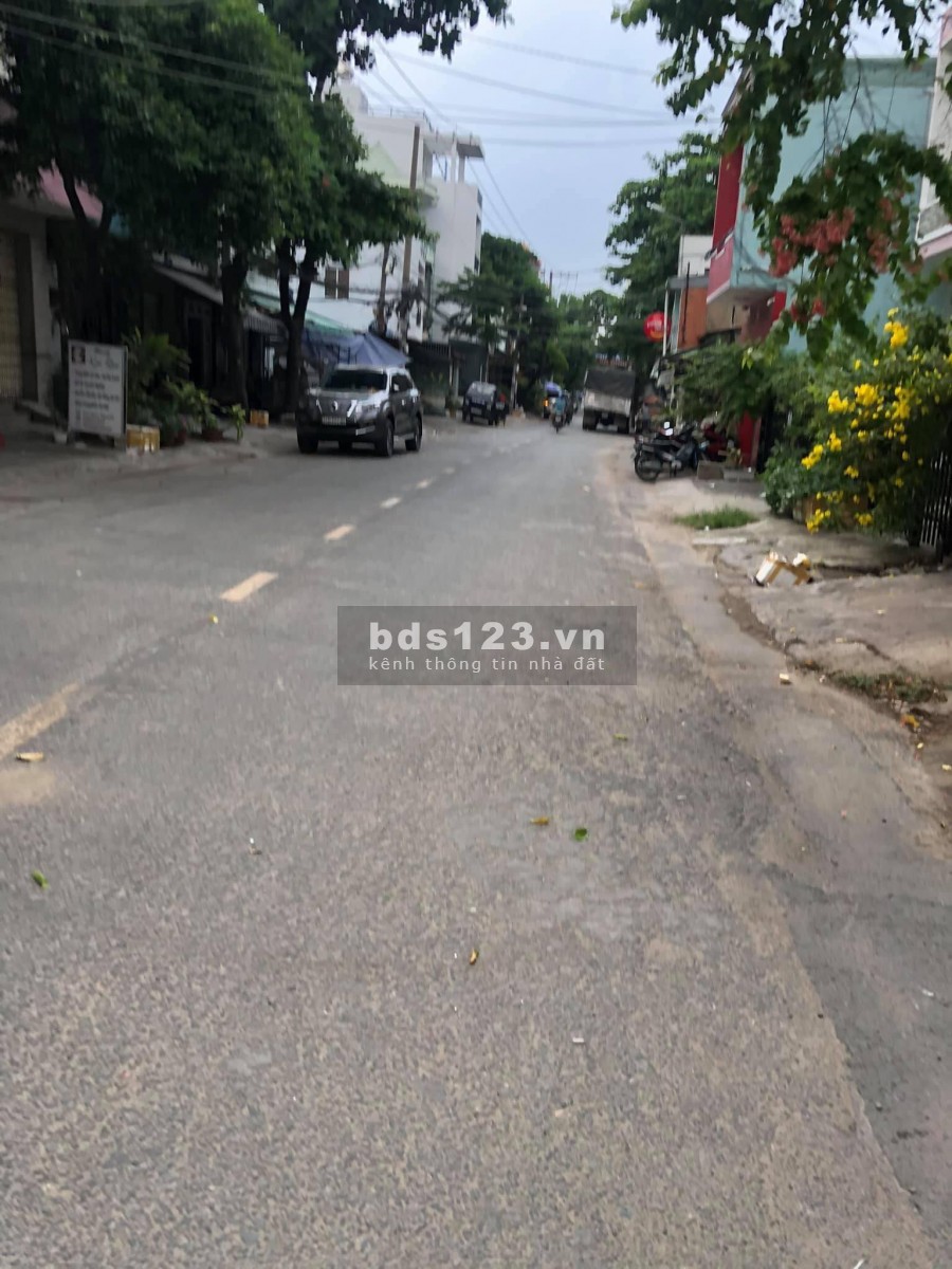 Bán nhà nguyên căn diện tích sử dụng 56m2, 2 Tầng, Hẻm xe hơi, f. Tân Quý, Tân Phú