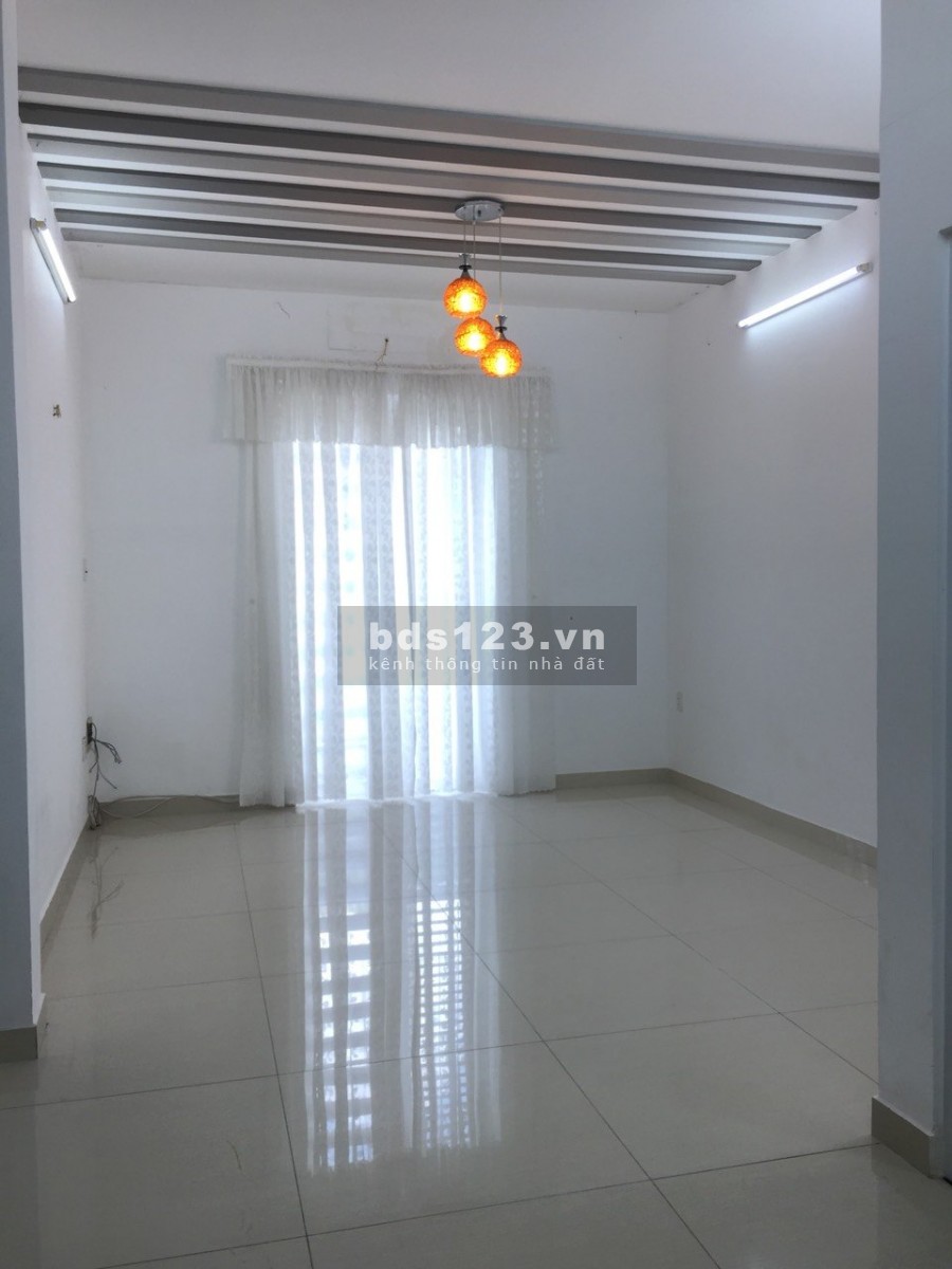 Cho thuê nhà nguyên căn mặt tiền Quận Bình Tân, tiện kinh doanh, 1 trệt, 2 lầu, giá tốt
