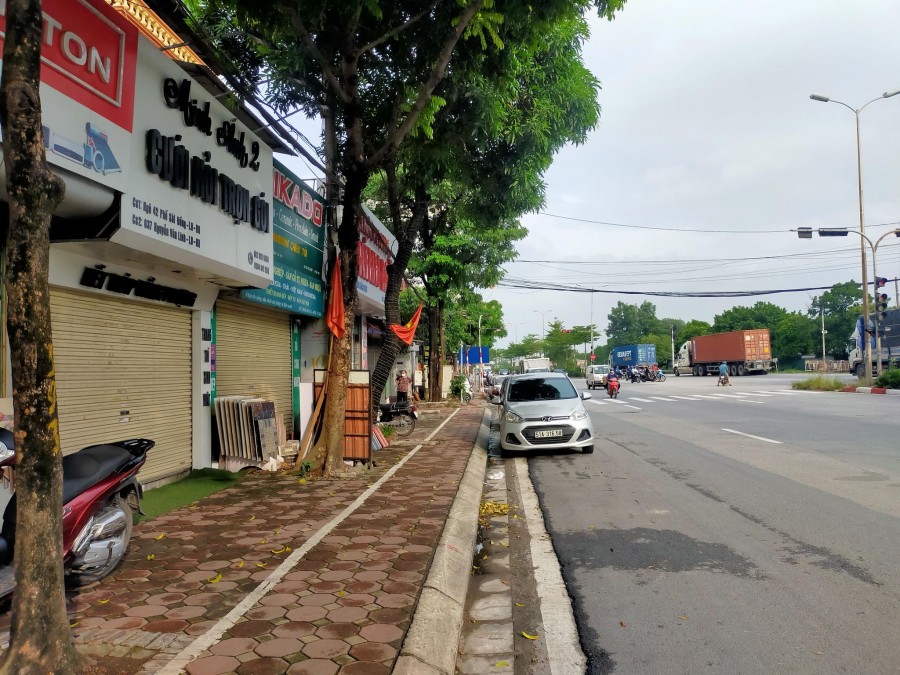 Mặt phố Thạch Bàn - Nguyễn Văn Linh, đầu tư sinh lời giữ tiền cực tốt, giá nhỉnh 5 tỷ