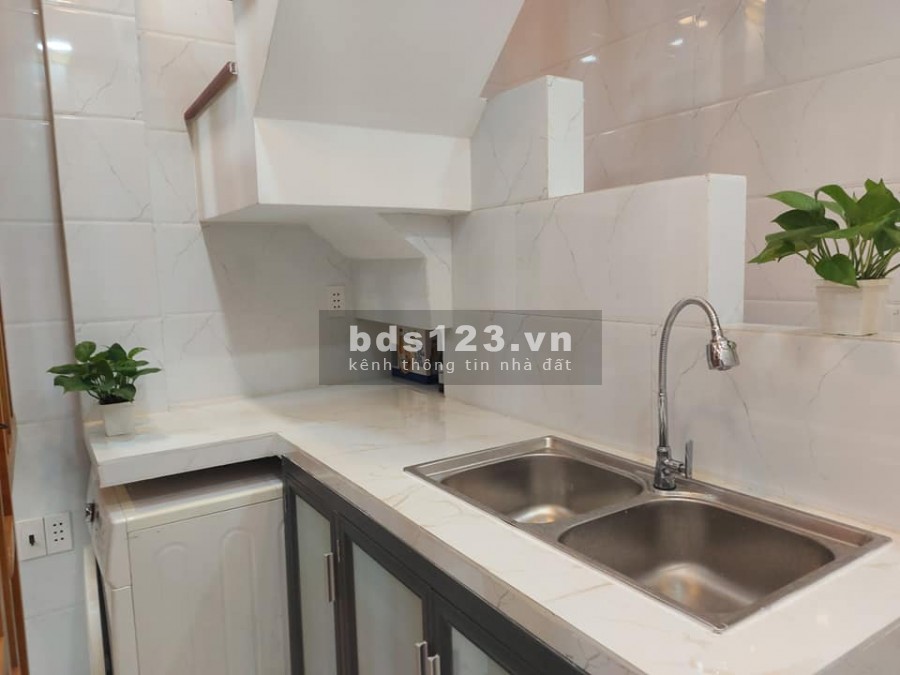 Bán nhà siêu đẹp 3 tầng đúc, giá rẻ, khu. Vip Lê Văn Sỹ, Quận Tân Bình, giá tốt, để lại nội thất