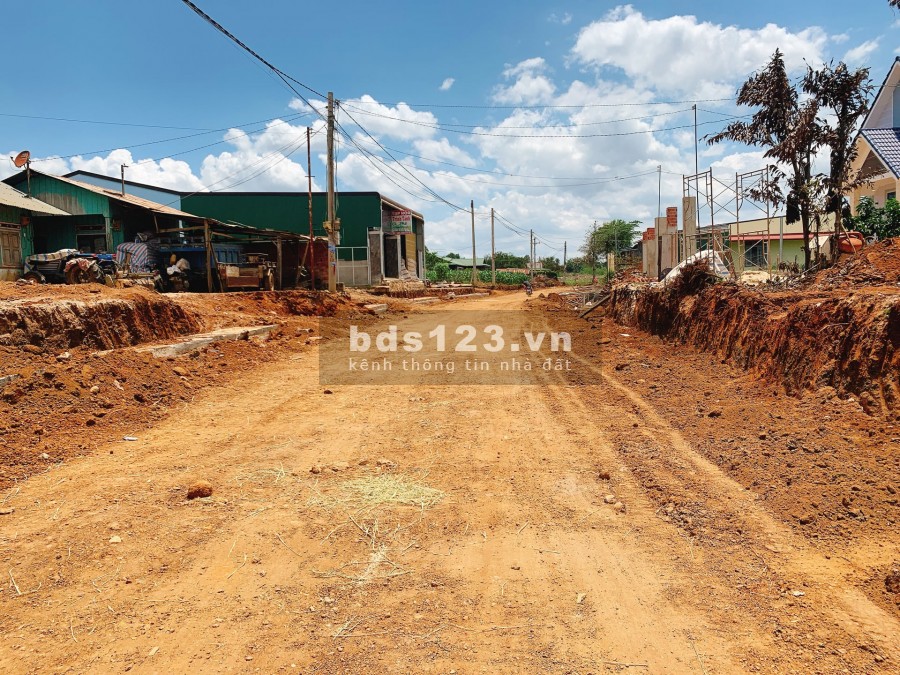 Bán nhanh lô đất diện tích 528m2 gần bên cạnh Thác Voi, Lâm Hà giá 625 triệu, sổ sẵn