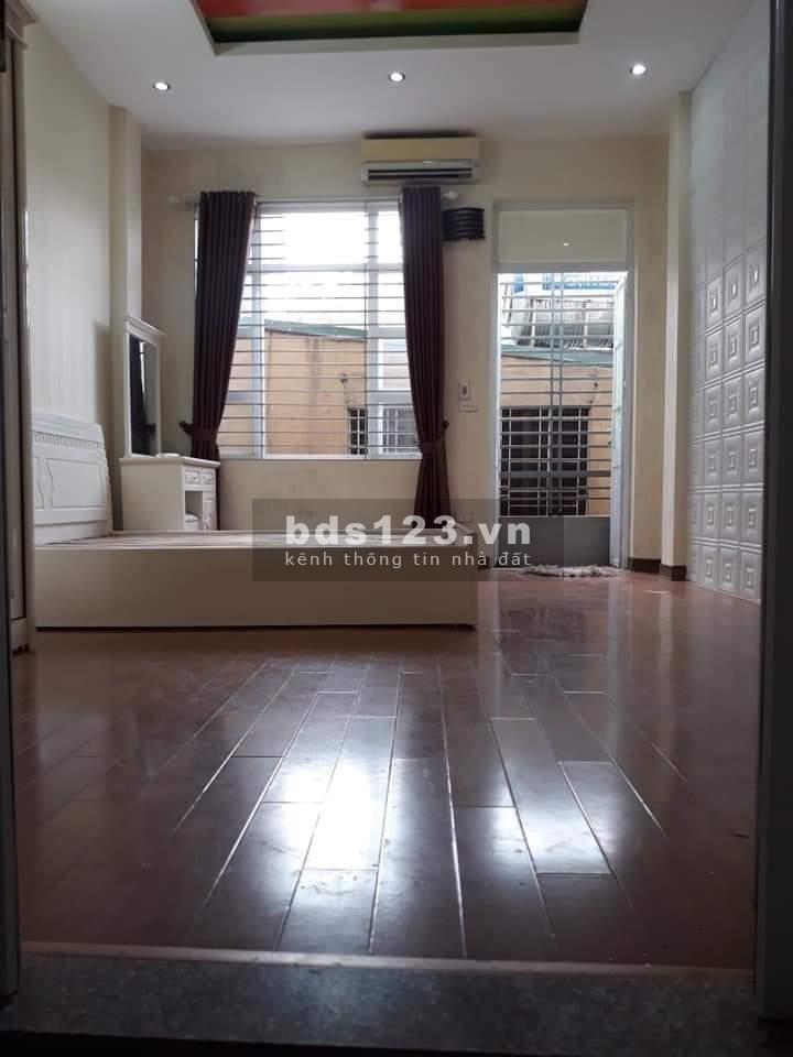 Bán nhà Trương Định, diện tích sử dụng 35m2 đúc kiên cố 4 tầng, giá chào 2,95 tỷ