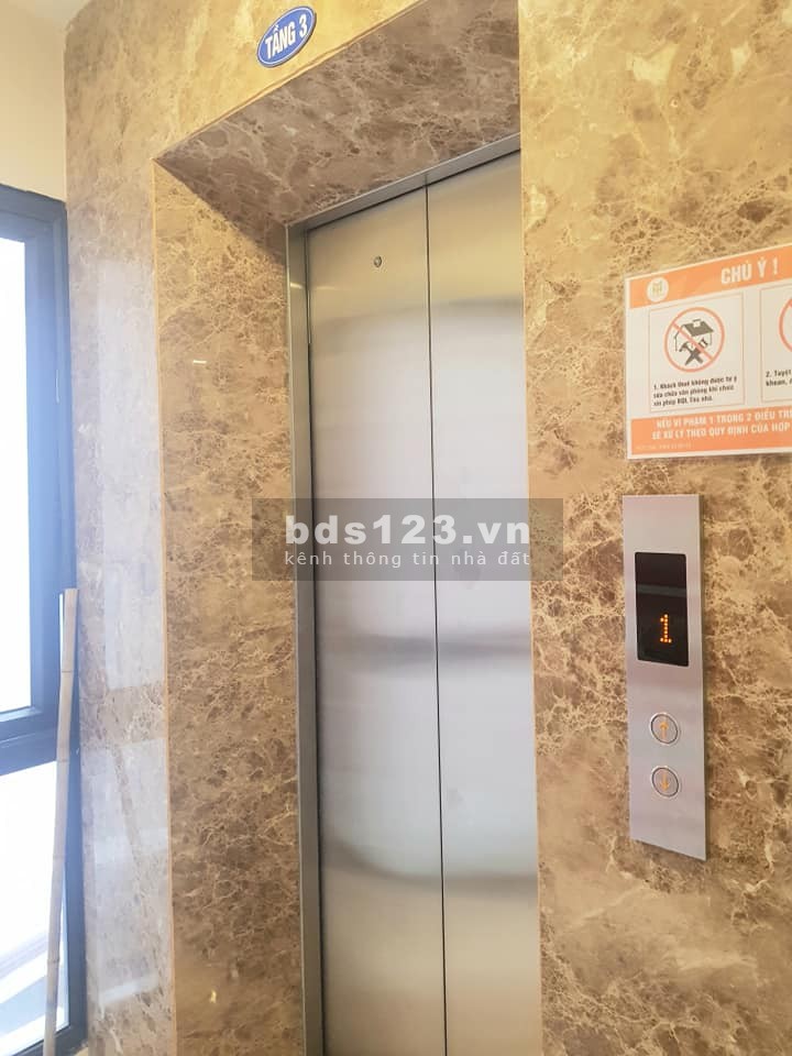 Bán tòa nhà phố Vũ Trọng Phụng dt 117m2, 9 tầng, mt 5m vị trí đắc địa doanh thu 1.4 tỷ/năm giá TL