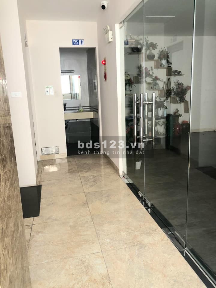 Bán tòa nhà phố Vũ Trọng Phụng dt 117m2, 9 tầng, mt 5m vị trí đắc địa doanh thu 1.4 tỷ/năm giá TL