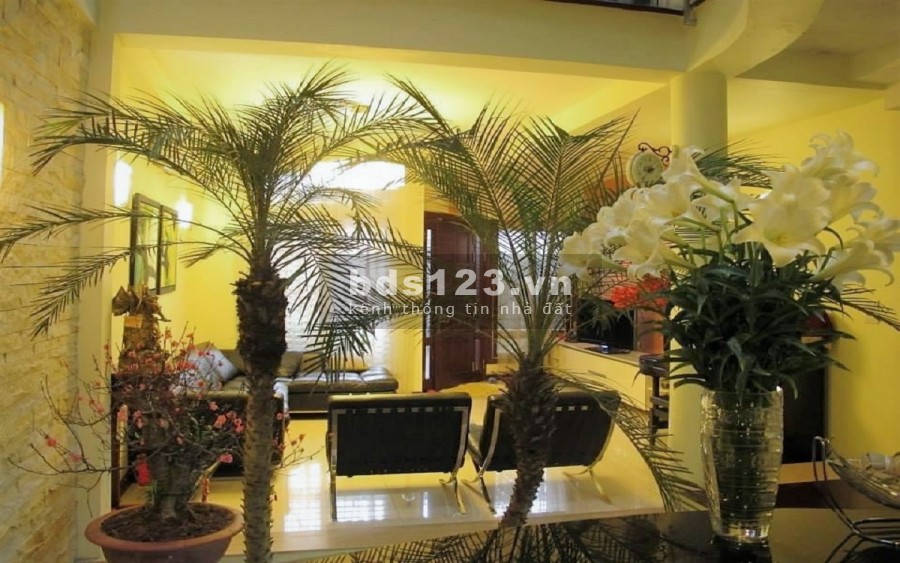 Bán nhà Đống Đa, phố Đặng Tiến Đông ô tô, thang máy, kinh doanh diện tích 80m2 5 tầng, giá 12 tỷ
