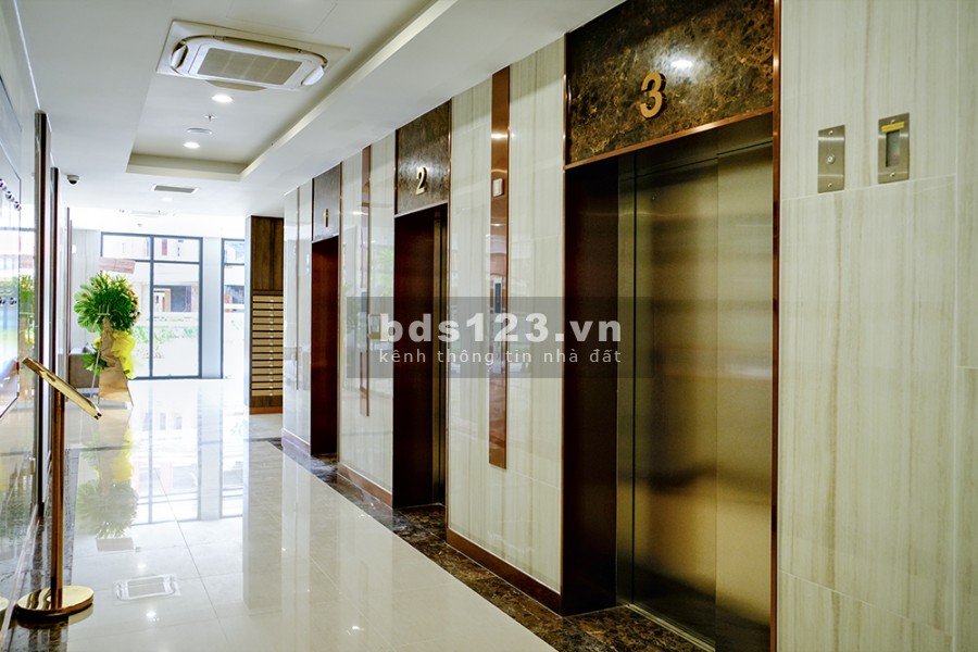 Bán shophouse giá căn hộ chỉ 38tr/m2, 2 tầng tiện kinh doanh.Phương Hậu 0907063698