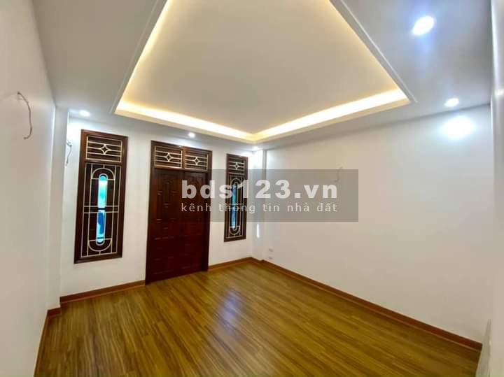 Bán nhà phố Ngô Đình Mẫn - vị trí cực đẹp mặt tiền rộng giá bán 10.5 tỷ, sổ sẵn chính chủ