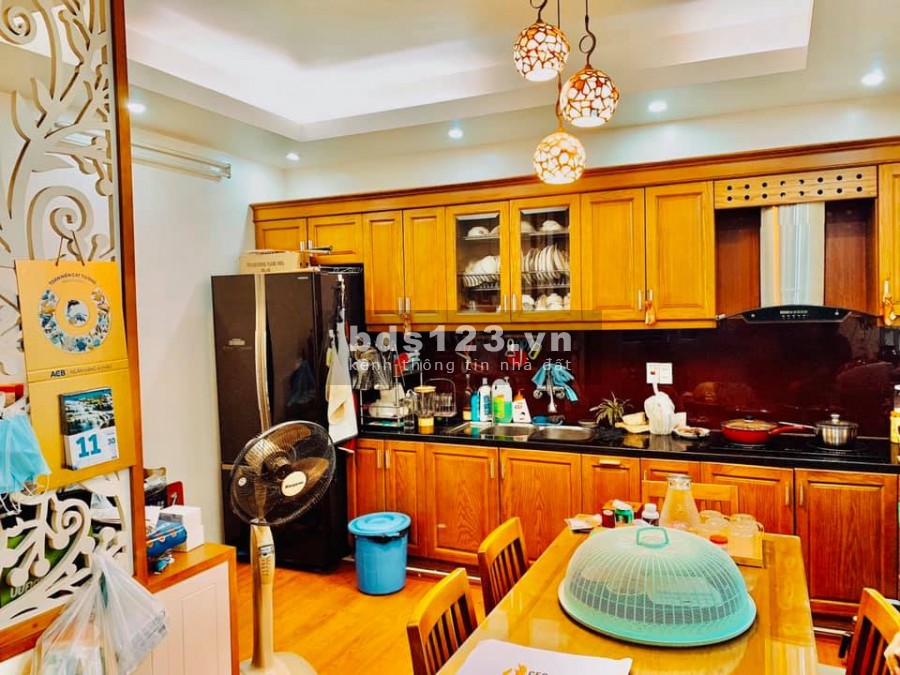 Biệt thự tiện ích làng việt kiều nội thất đẳng cấp, căn góc 7 tầng thang máy, giá bán 12.7 tỷ
