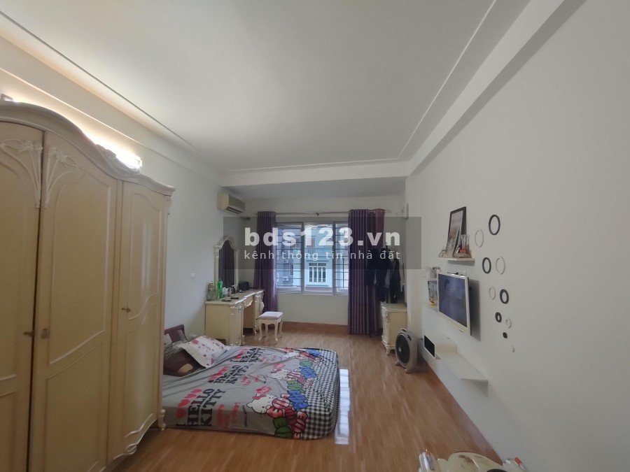 Bán nhà Bồ Đề, Gần hồ ở luôn, diện tích sử dụng 37m2, 5 tầng, 3.1 tỷ lh 0981524645