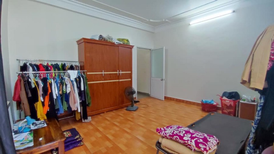 Bán nhà thẳng mặt ngõ Trung Hành 3 tầng lô góc , khe kỹ thuật cực thoáng mát