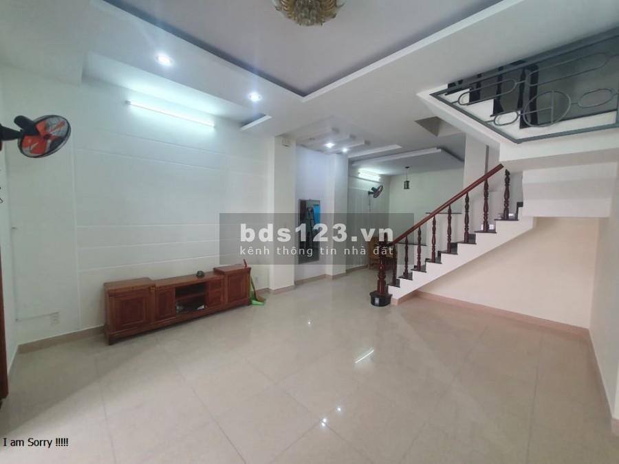 Bán Nhà Thạnh Xuân, Quận 12 giá bán 3.5 tỷ diện tích 60Mm2, ngang 5m BTCT hẻm xe hơi