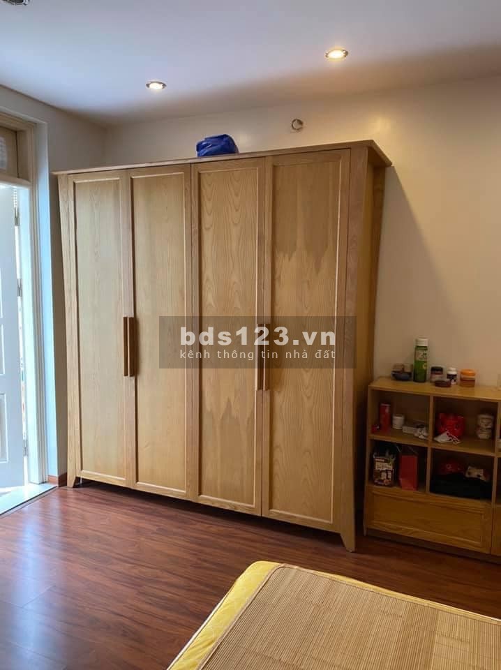 Cơ hội chuyển về ở ngay và luôn nhà 4 tầng Văn Cao, Ngô Quyền giá bán chỉ với 4 tỷ