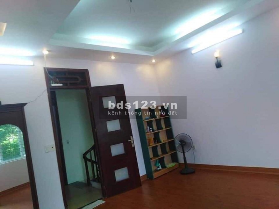Bán nhà Mậu Lương dt 50m2, mt 5m, Kiến Hưng, Hà Đông, view sân bóng, giá 5.4 tỷ, lh 0869298268