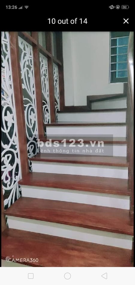 Cần Bán Nhà Phố Bồ Đề ô tô vào nhà diện tích 48m2, đúc kiên cố 5 tầng giá bán 5.3 tỷ.