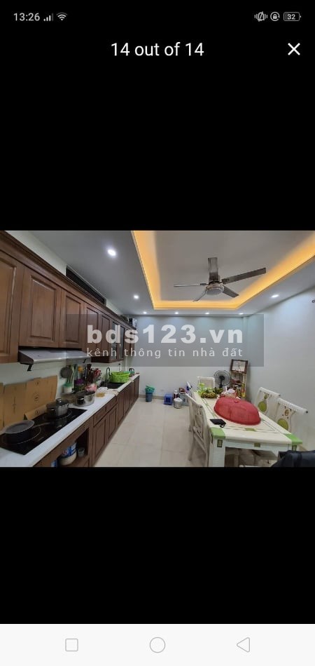 Cần Bán Nhà Phố Bồ Đề ô tô vào nhà diện tích 48m2, đúc kiên cố 5 tầng giá bán 5.3 tỷ.