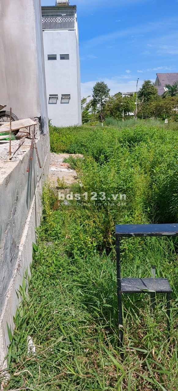 Lô đất 290m2 thổ cư hướng Nam - Cách 50m tới Công Viên nước Ngọc Bảo viên - P. chánh Lộ.
