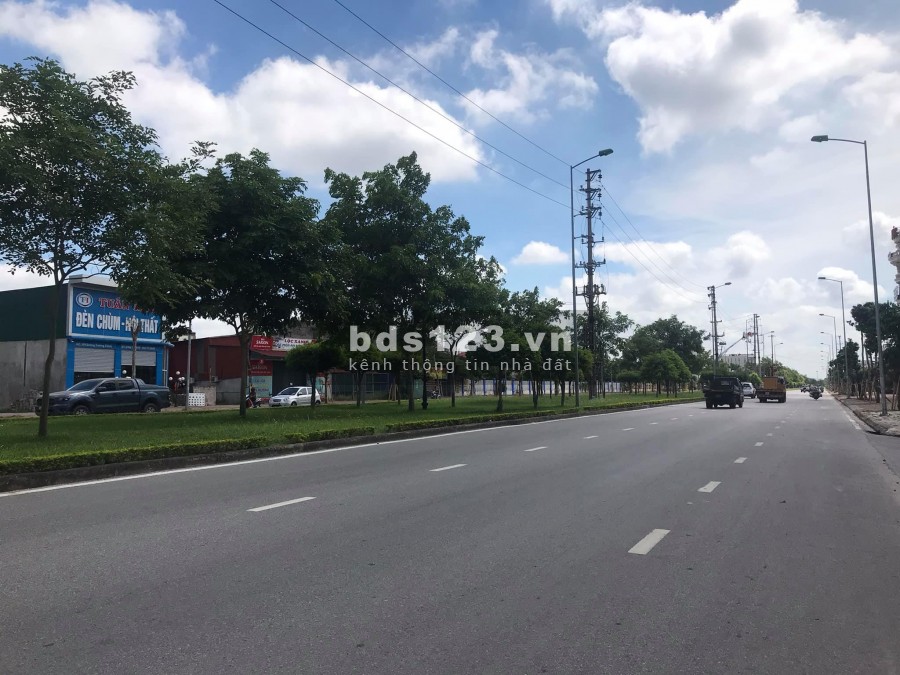 Bán đất mặt đường Trường Chinh, ph Thanh Bình, dt 60.75m2, mt 4.5m, vị trí cực đẹp