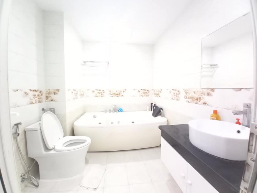 Mặt phố Trương Công Định 6 tầng kinh doanh ô tô tránh gần hồ Đầm Khê 5.7 tỷ