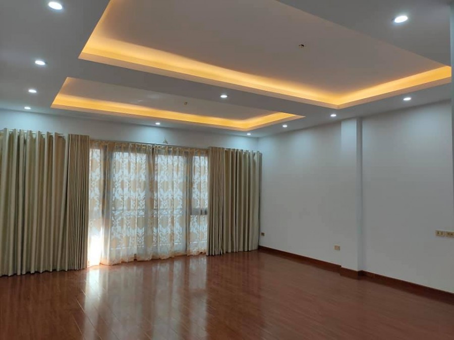 Bán nhà mặt ngõ rộng như phố, mặt tiền rộng, kinh doanh tốt giá bán 13.5 tỷ, lh 0362437899
