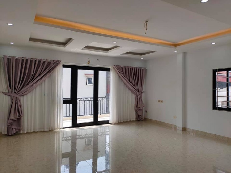 Bán nhà mặt ngõ rộng như phố, mặt tiền rộng, kinh doanh tốt giá bán 13.5 tỷ, lh 0362437899