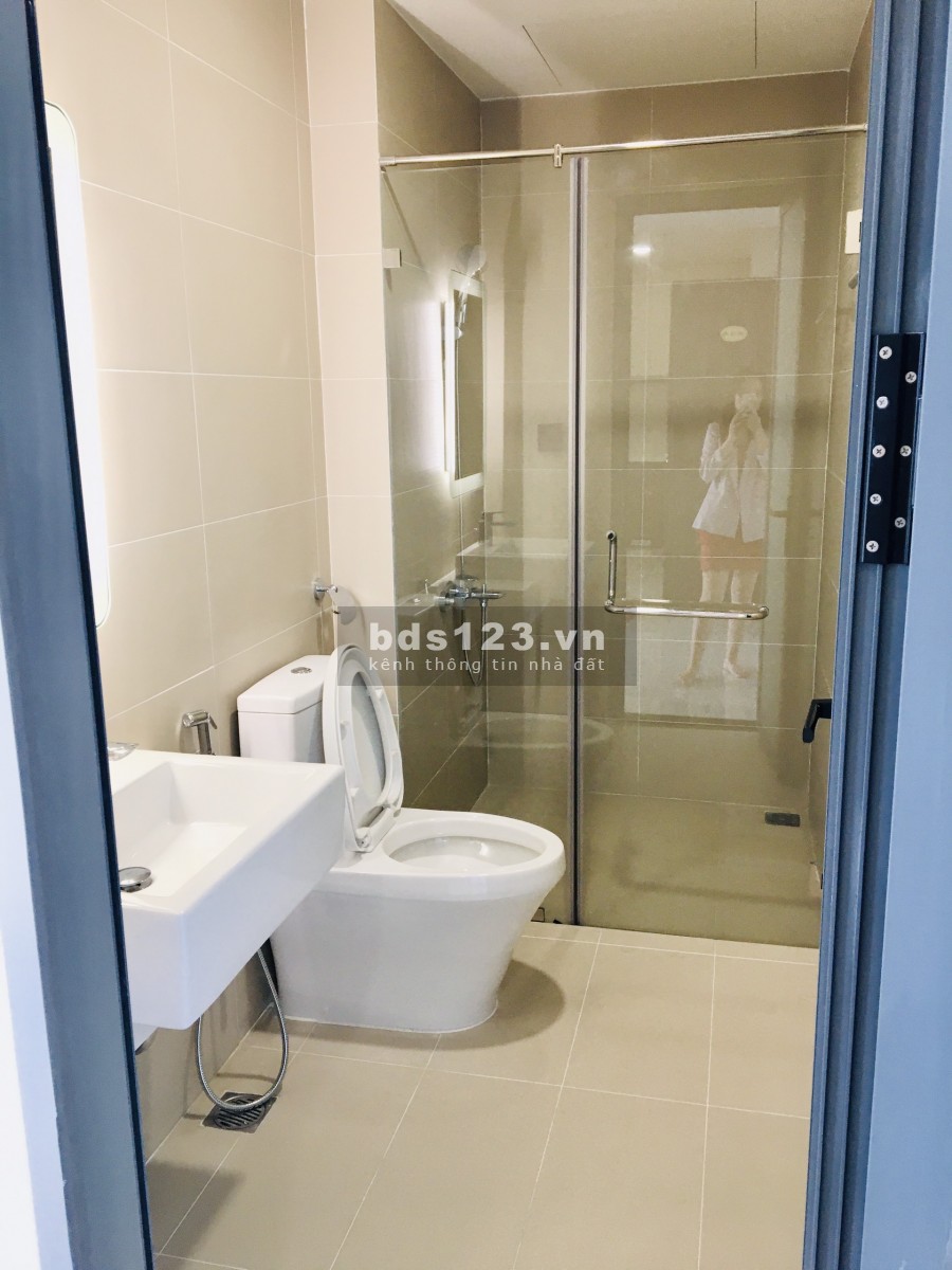 Bán shophouse giá căn hộ chỉ 38tr/m2, 2 tầng tiện kinh doanh.Phương Hậu 0907063698