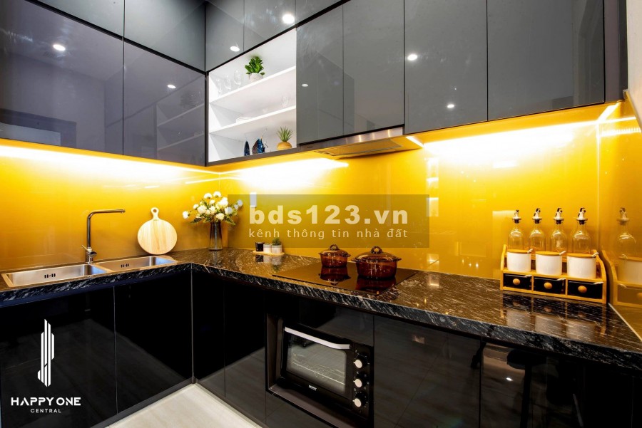 Bán căn hộ Happy One Central khu dân cư đông đúc tiện ích xung quanh đủ, sổ hồng riêng