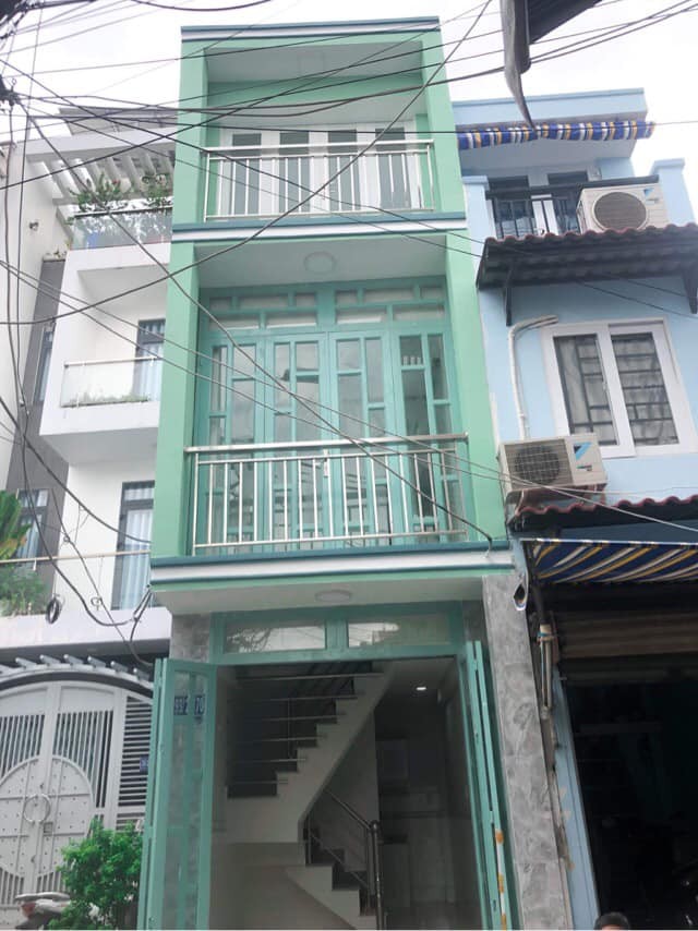 Chỉ 2.25 tỷ sở hữu căn nhà 3 tầng, hẻm xe hơi, giá 2.55 tỷ thương lượng, lh 0774915668