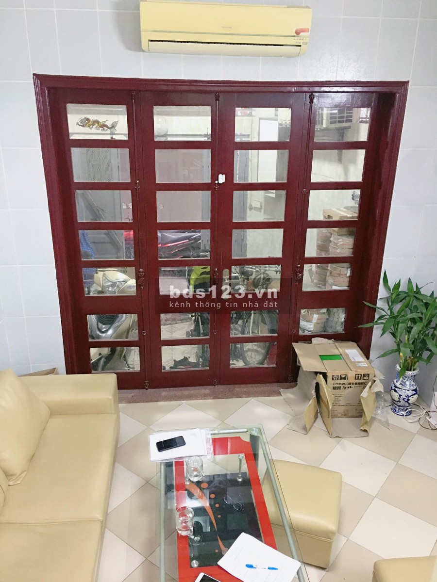 Bán nhà Trần Cung hai mặt ngõ thông ô tô đỗ cổng diện tích 48m2 giá 4.3 tỷ lh 0988559347