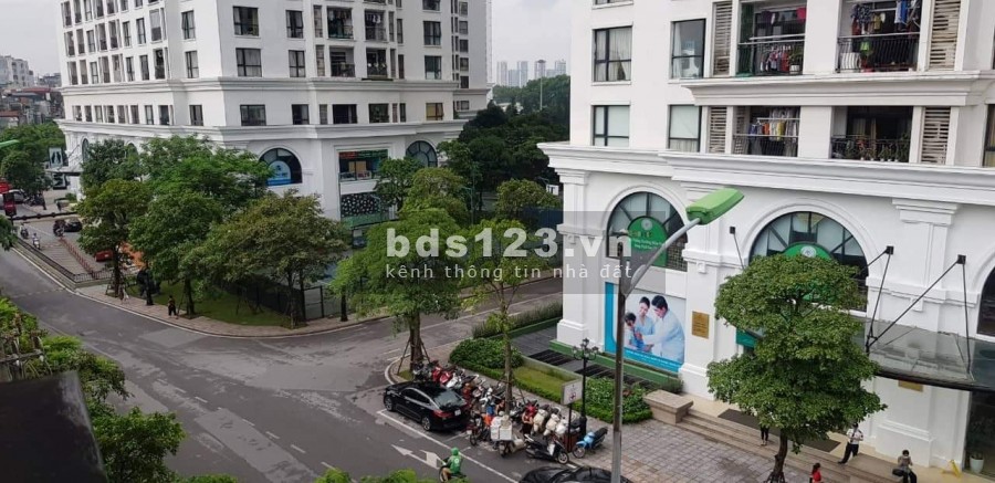 Bán gấp nhà phố Nguyễn Trãi Thanh Xuân dt 51m2, 5 tầng, mt 5m vị trí rất đẹp, ở, kd tuyệt vời