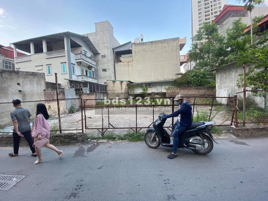 Bán đất mặt ngõ Xuân đỉnh ô tô tránh, khu ngoại giao đoàn, diện tích 31,7m2, giá 3,35 tỷ