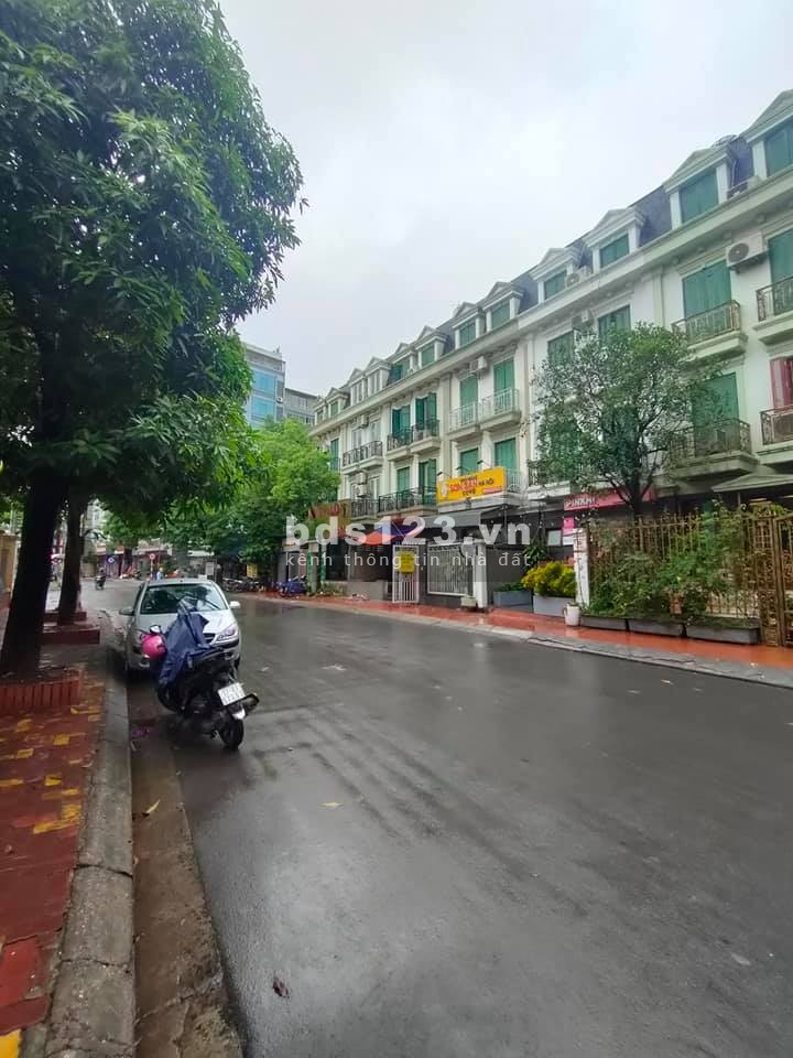 Bán nhà liền kề Đình Thôn, 93m2 x 5 tầng, 2 mặt tiền, thang máy, kinh doanh, 25 tỷ