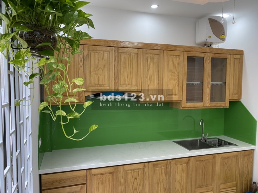 Bán nhà nguyên căn 47 Lâm Du Bồ Đề, dt 32m2 4 tầng thoáng trước sau, 3 phòng ngủ