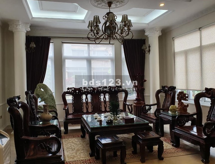 Nhỉnh 17 tỷ sở hữu ngay biệt thự khu đô thị Văn Phú, diện tích 215m2, mặt tiền 10M