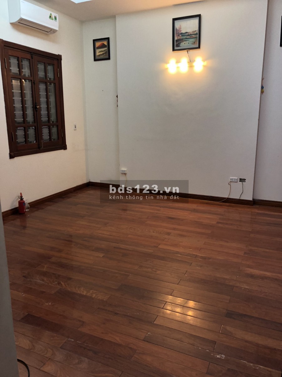 Bán biệt thự diện tích 200m2 đường Bùi Xuân Phái, Mỹ Đình 2 giá 30 tỷ, lh 0963916547