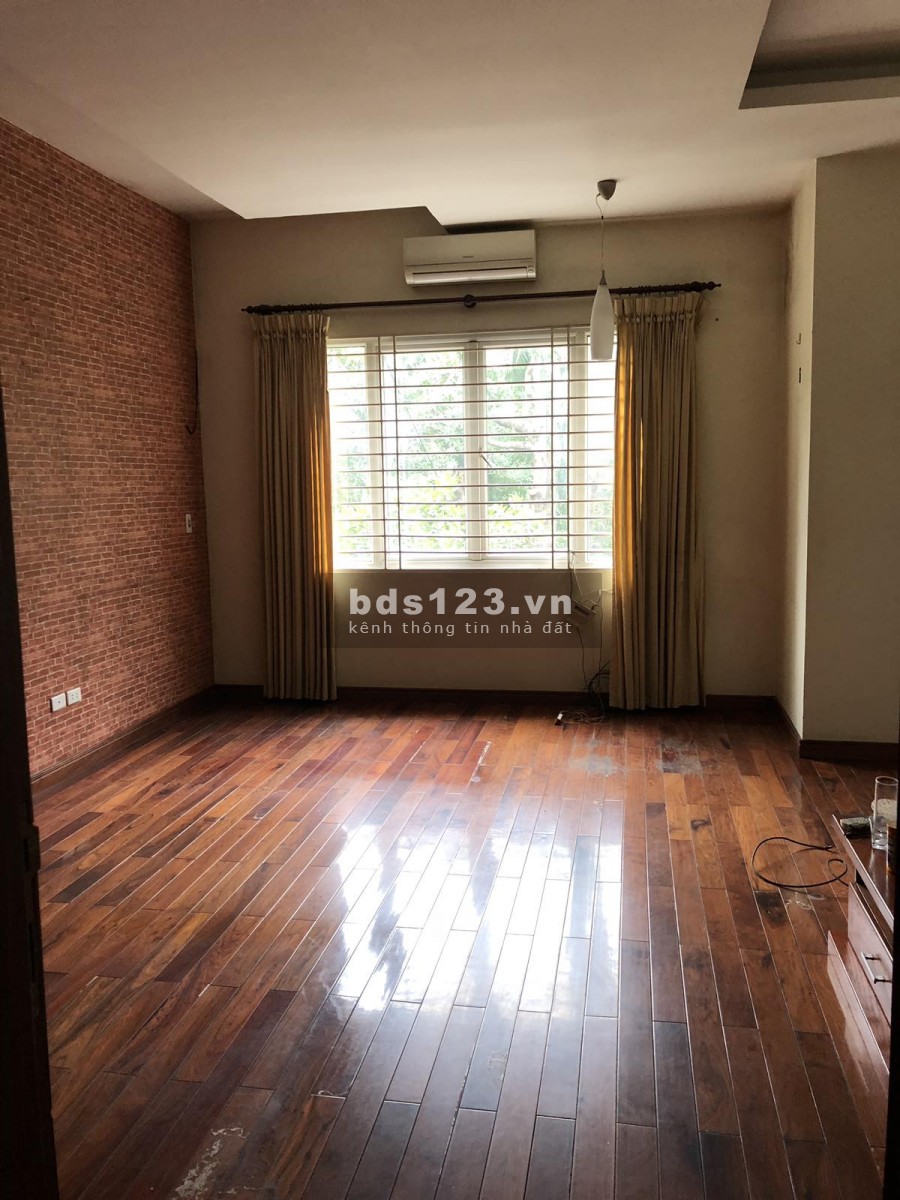Bán biệt thự diện tích 200m2 đường Bùi Xuân Phái, Mỹ Đình 2 giá 30 tỷ, lh 0963916547