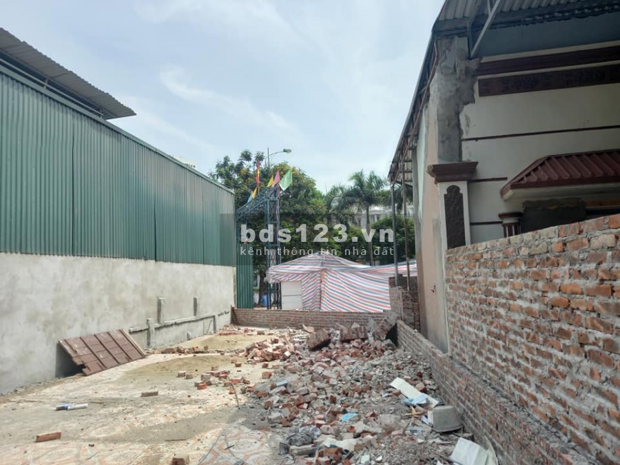 Cần bán gấp Mặt phố Lê Trọng Tấn, Hà Đông, 132m, Mặt tiền rộng 10m, 15.5 tỷ.