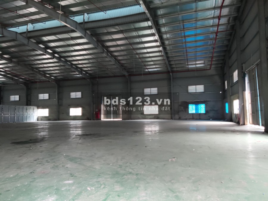Cho thuê 1000m2 1700m2 3000m2 5000m2 kho nhà xưởng tại KCN Thach Thất, Quốc Oai, Hà Nội.